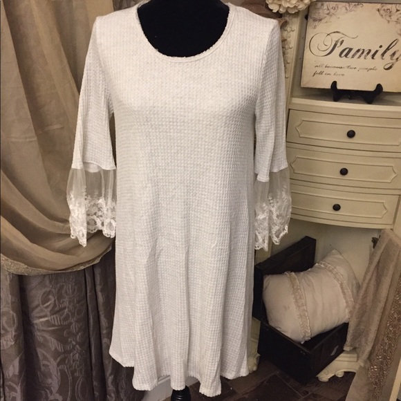 Francesca’s cream sweater dress - Picture 1 of 3